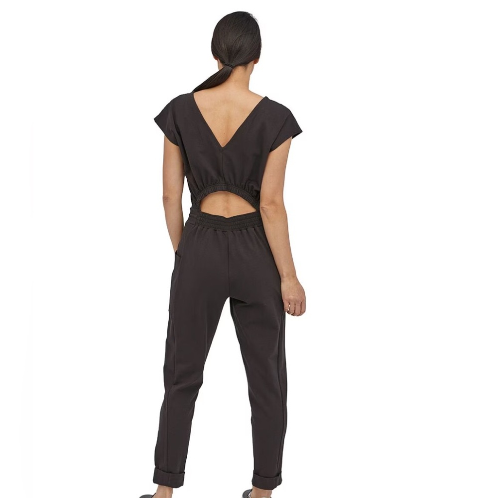 NWT Patagonia Women’s Organic Roaming Jumpsuit Sz Small